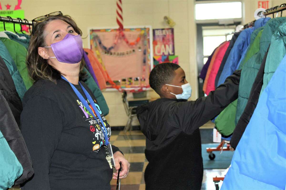 NBA Star Surprises Middletown Elementary School Students With 300 Coats