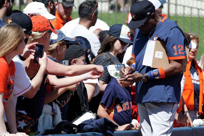 Astros move to quash subpoenas for Jeff Luhnow, A.J. Hinch in paramedic's  lawsuit