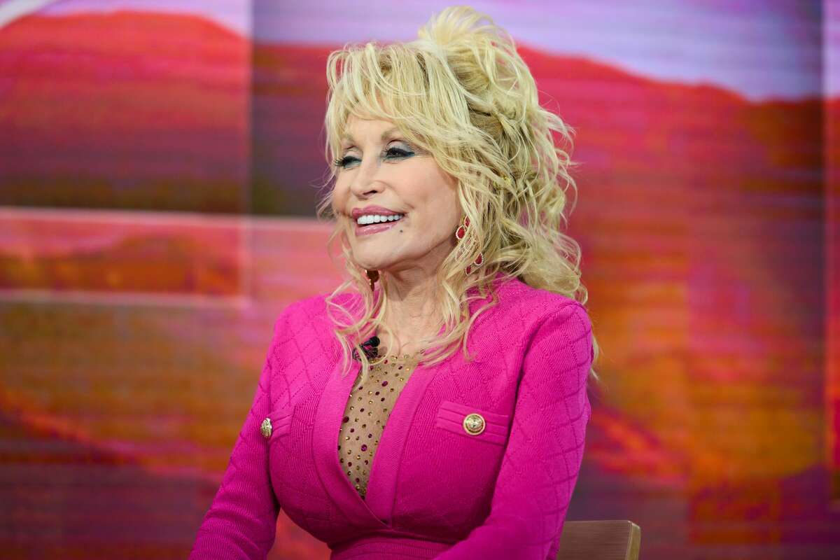 Dolly Parton turns down President Trump's Medal of Freedom. (Photo by: Nathan Congleton/NBC/NBCU Photo Bank via Getty Images)