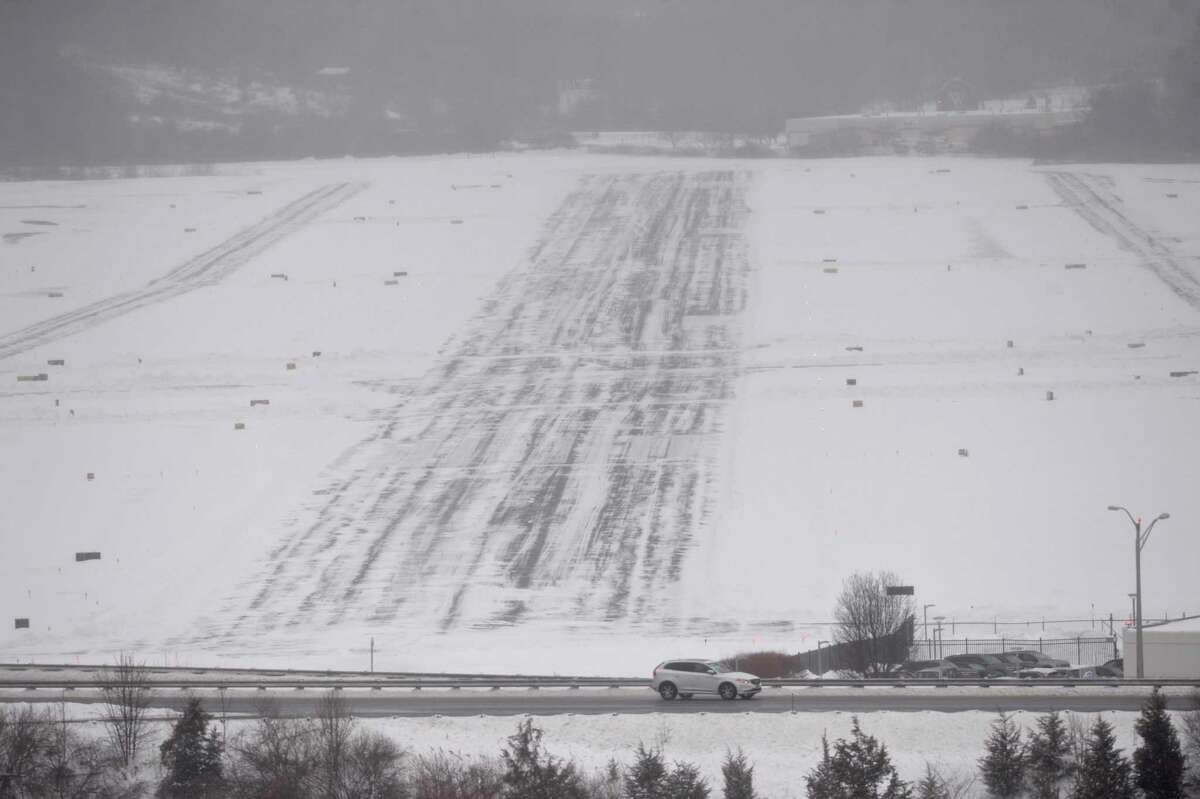 Danbury digs out: More than a foot of snow dropped on area ...