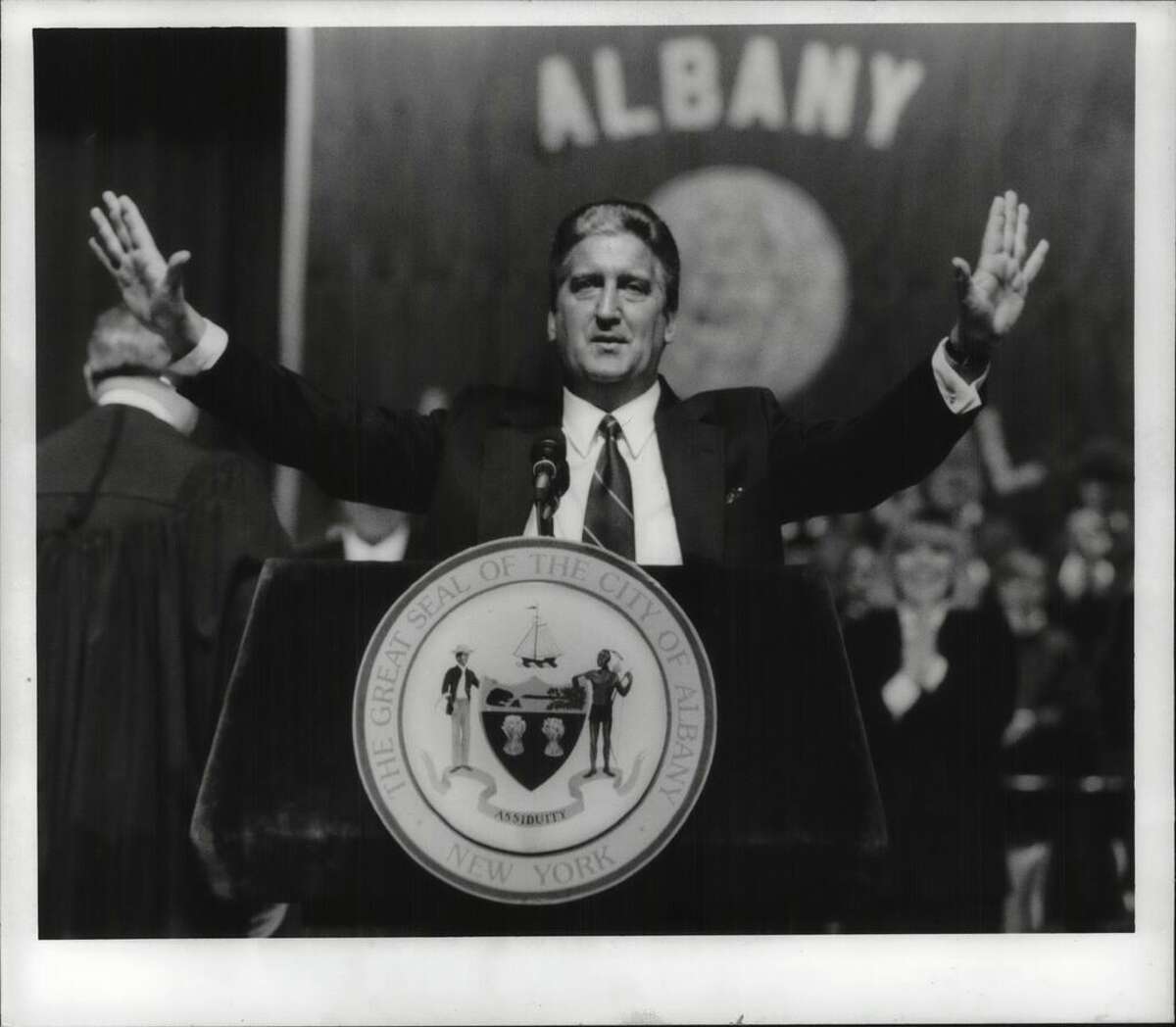 Albany Mayor Jerry Jennings acknowledges the crowd at his inauguration. Jan. 01, 1994.