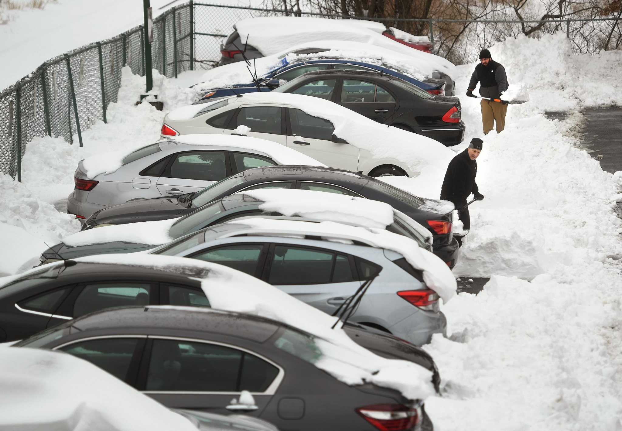 'We'll be mopping up for days:' CT digs out from storm as more snow looms in forecast - Vimarsana News