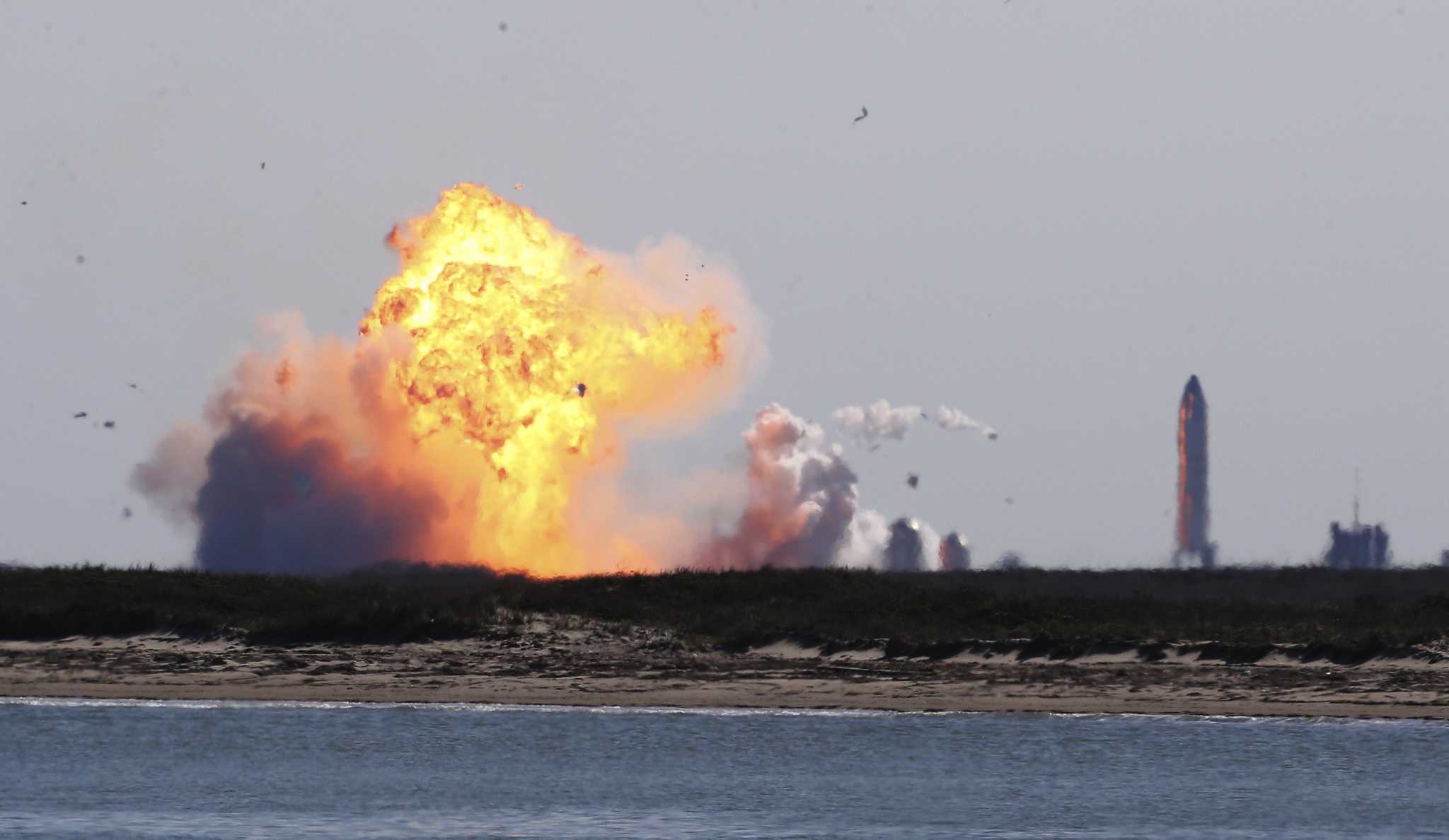 Spacex Sn9 Launches From South Texas Lands In Fireball