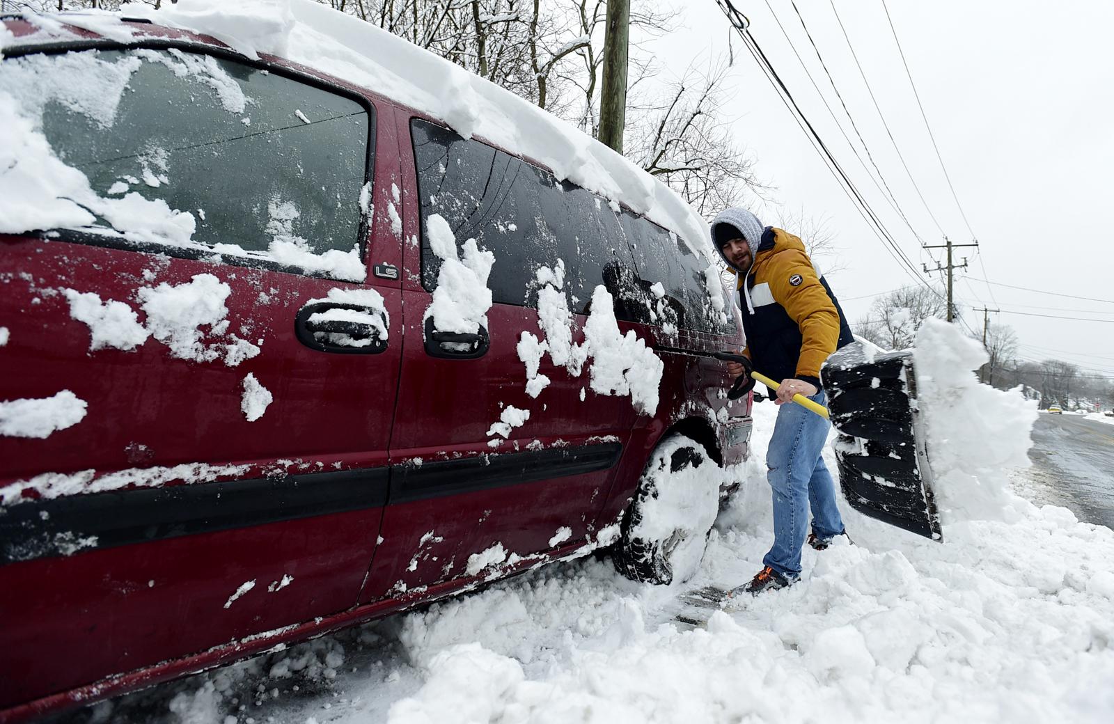'They're taking advantage': Norwalk students, families frustrated over remote learning following snowstorm - Vimarsana News