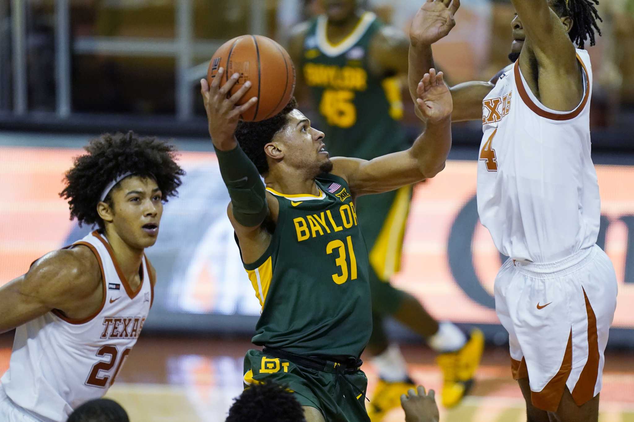 Even at full strength, Longhorns can't keep up with Bears