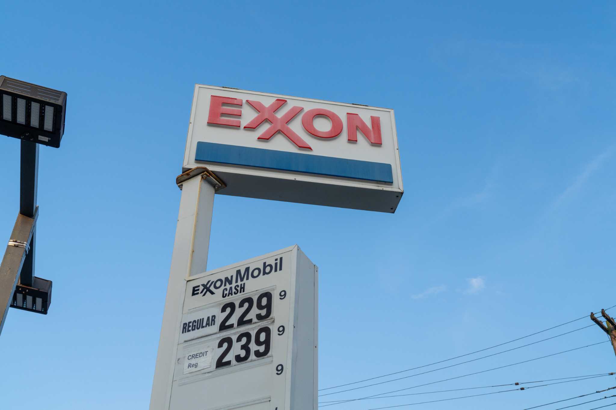 Oil giants Exxon Mobil, Chevron and ConocoPhillips post massive losses to cap off challenging 2020