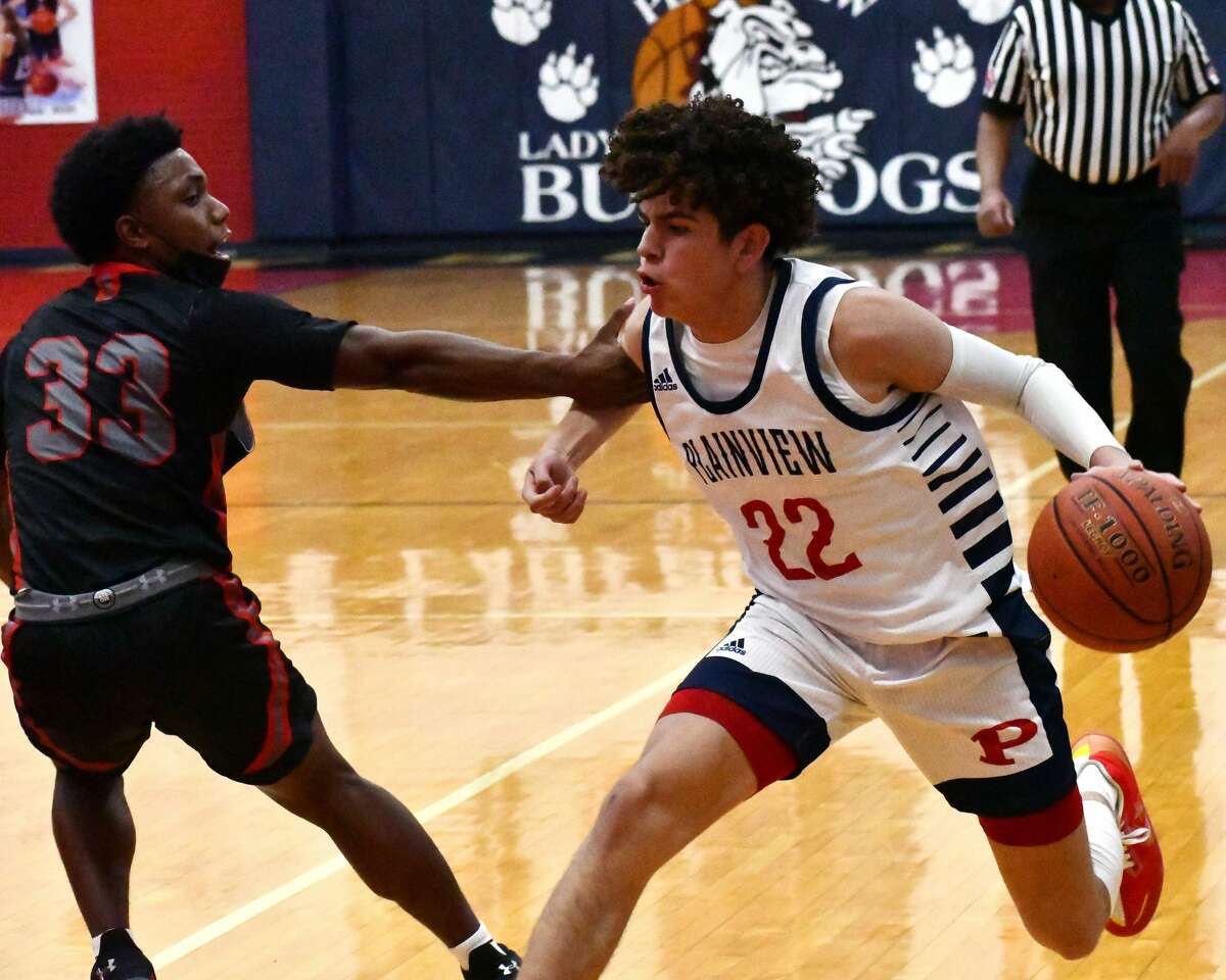 Plainview picked up a big 65-54 win over Amarillo Tascosa in District 3-5A basketball on Tuesday in the Dog House.