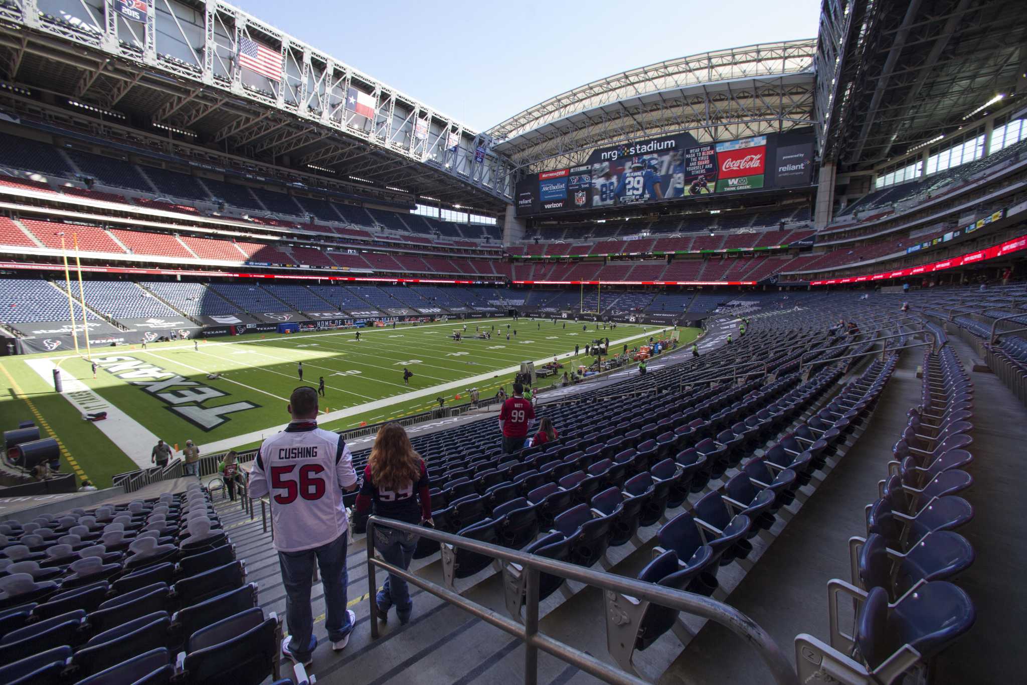 In the stadium, at home, or on-the-go, Verizon has NFL fans