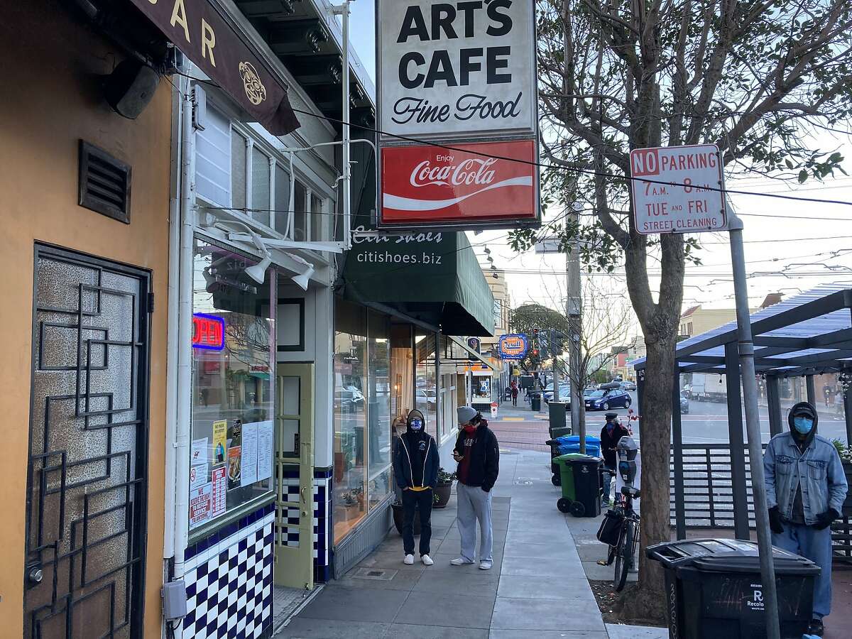 Art’s Cafe, a beloved 31-year-old Inner Sunset diner that closed in July when its owners retired, reopened Friday even after fans thought its cozy narrow counter and hash brown sandwiches were gone forever.