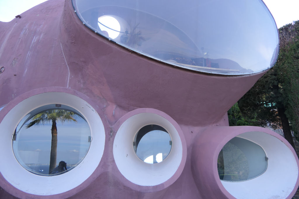 Pierre Cardin's - Vimarsana News