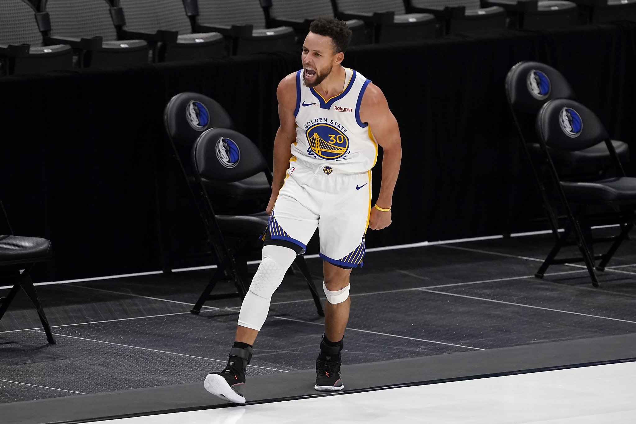Stephen Curry Reveals Meaning Behind 'Night Night' Celebration - Inside the  Warriors