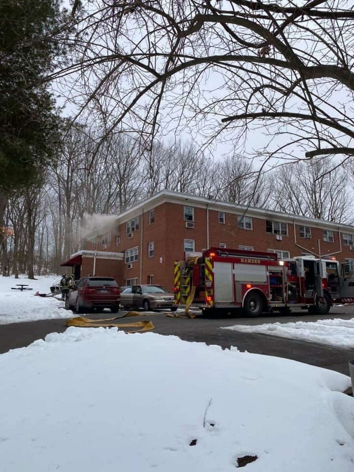 Hamden: Firefighters Extinguish Apartment Blaze