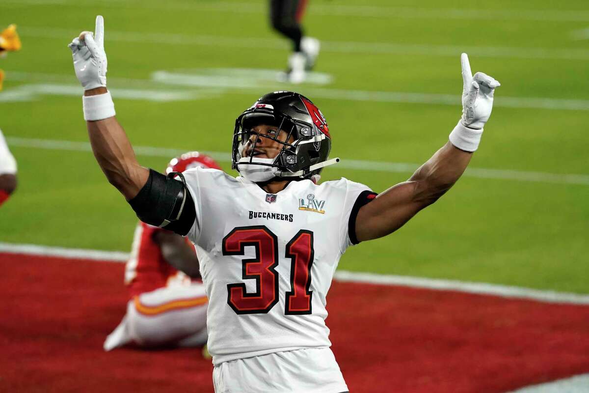 NFL: The Woodlands alum Winfield Jr. plays key role in Buccaneers' victory