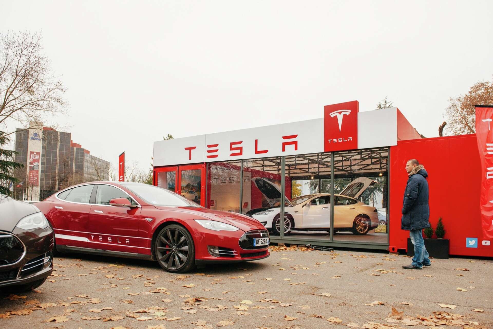 Tesla Invests $1.5 Billion in Bitcoin