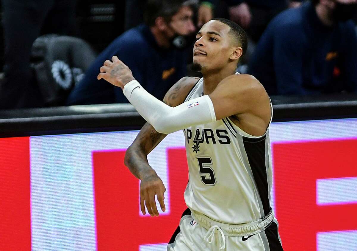 San Antonio Spurs on X: Dejounte Murray is the youngest Spur to