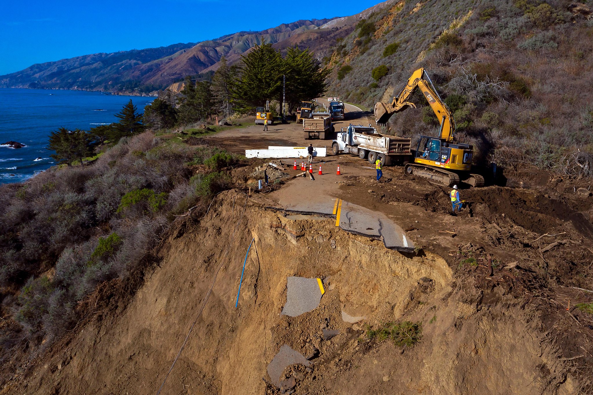 Highway 1 Through Big Sur Will Be Repaired How Long That Takes Is Unclear