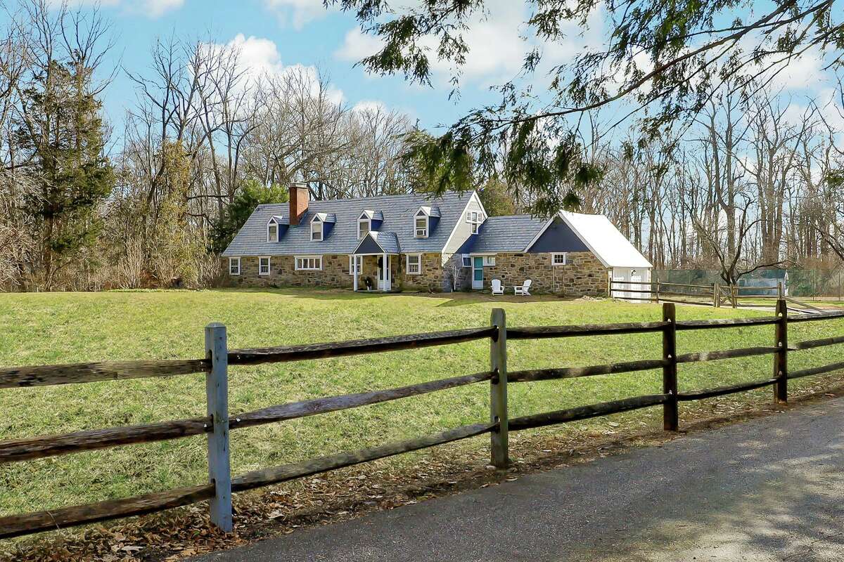 Frazier Forman Peters stone Cape Cod house at 3 Kettle Creek Road, Weston.
