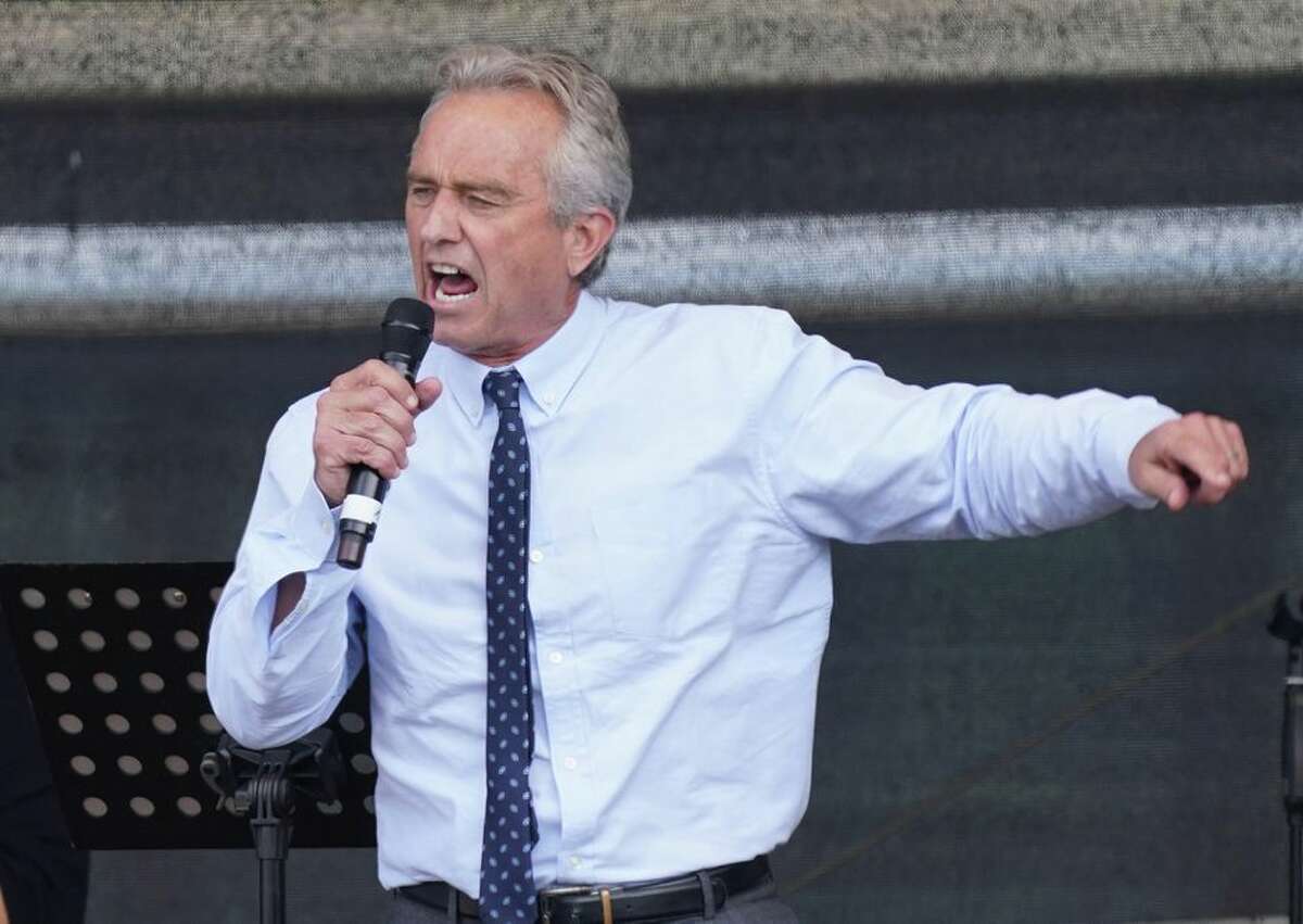 Robert F. Kennedy Jr., the nephew of President John F. Kennedy, has been banned from Instagram for making false statements about the coronavirus.