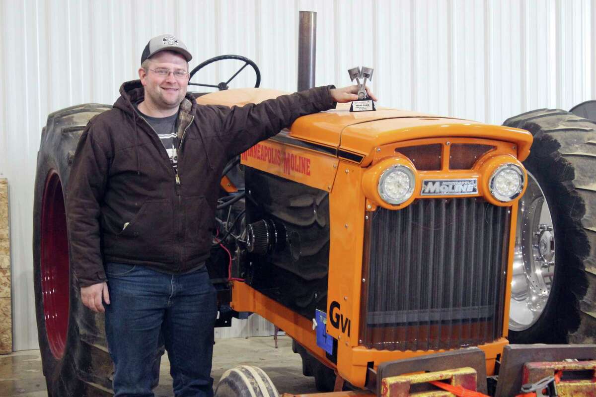 Mecosta tractor puller places at Midwest Winter Nationals