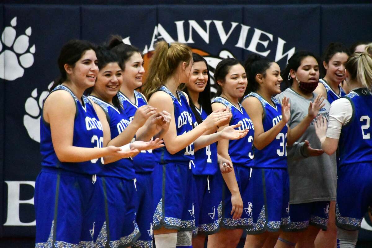 The Olton Fillies outlasted Ralls 49-47 to win their first bi-district title since 2014 on Thursday night in the Dog House.