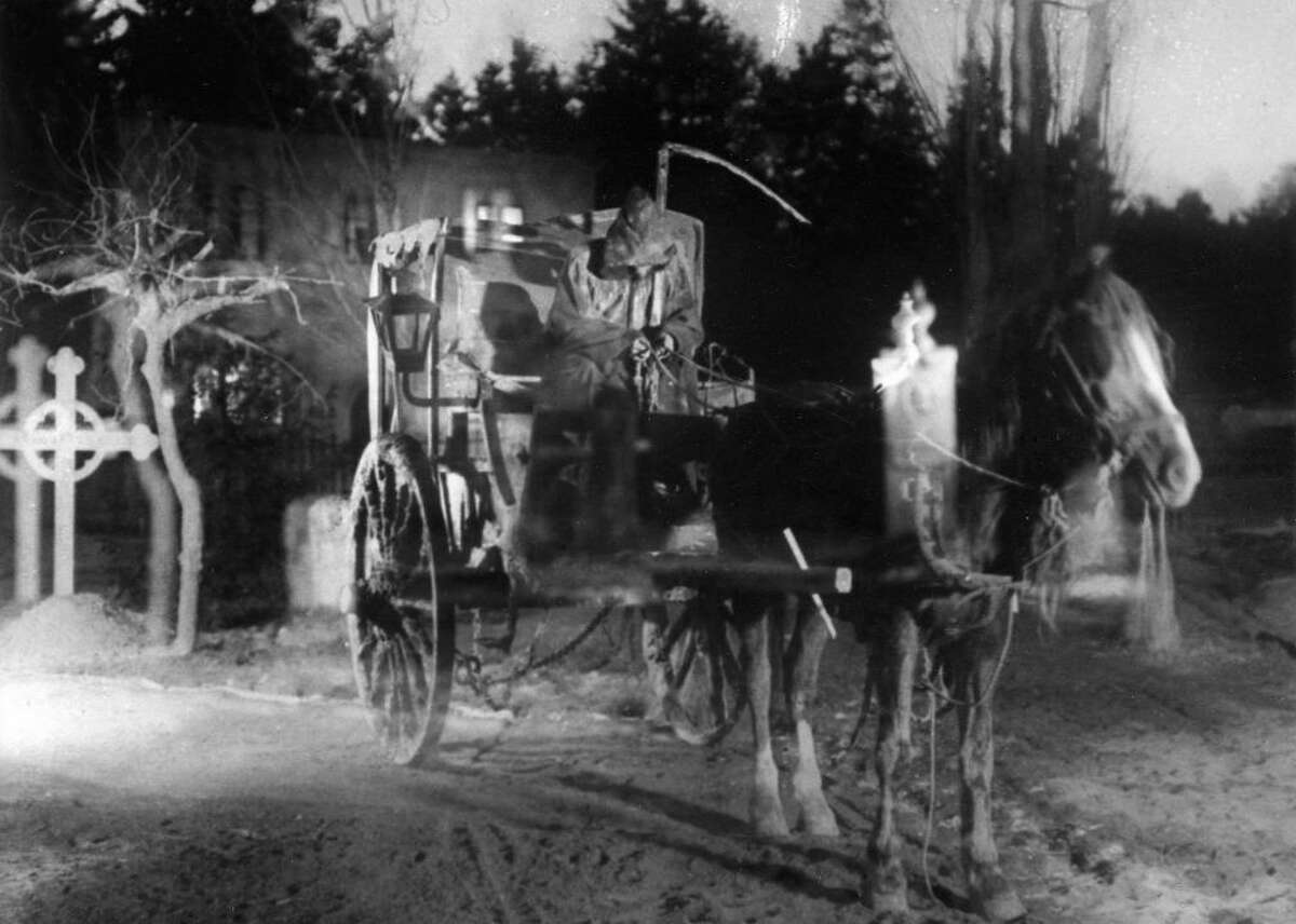 1921: The Phantom Carriage - Director: Victor Sjöström - IMDb user rating: 8.1 - Votes: 10,672 - Runtime: 107 minutes In this landmark Swedish film, the driver of the film's "phantom carriage" compels a drunk man named David Holm (Victor Sjöström) to reflect on his shortcomings. It's been cited as a major influence for director Ingmar Bergman and director Stanley Kubrick during the creation of "The Shining."