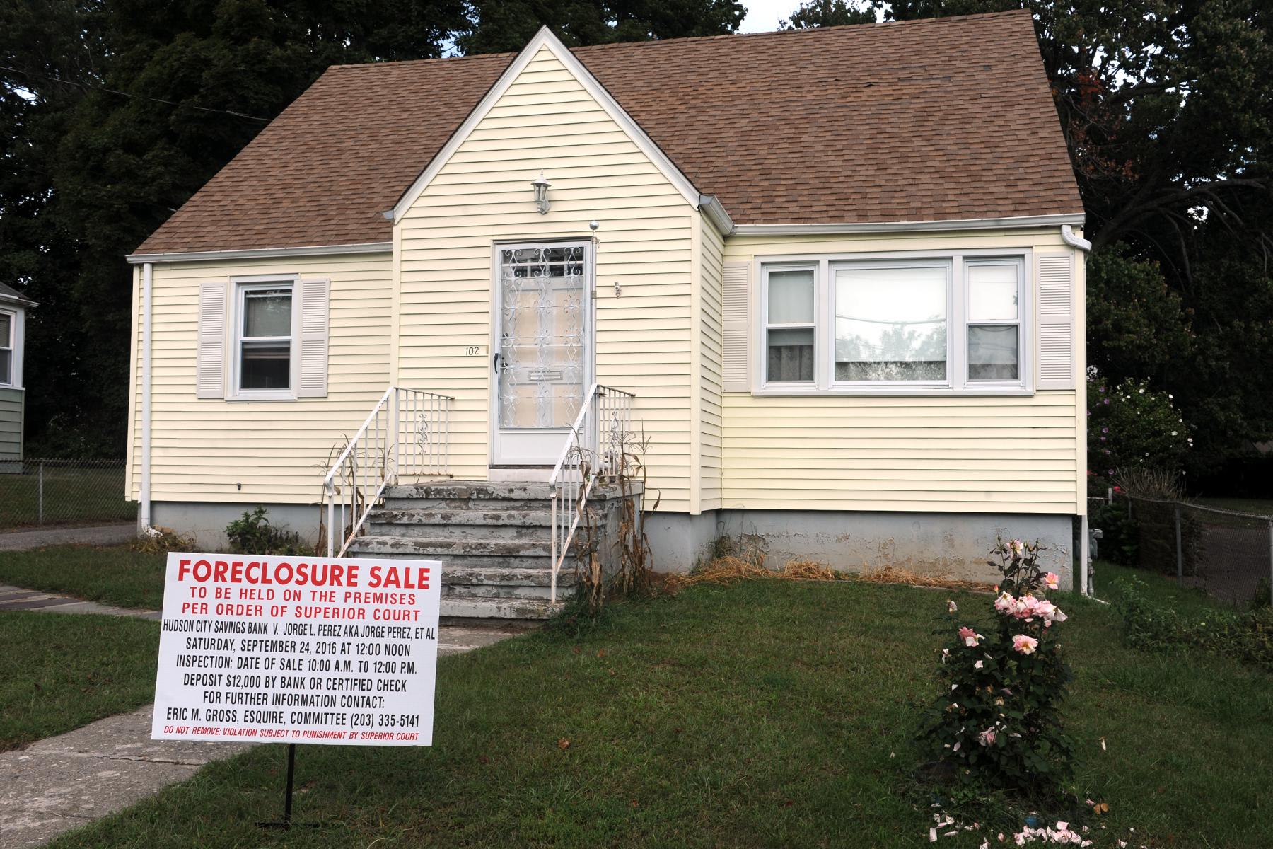 ct-homeowners-struggling-to-pay-their-mortgage-are-running-out-of-time