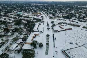 Drone photos, video show Houston's Westbury neighborhood covered in snow