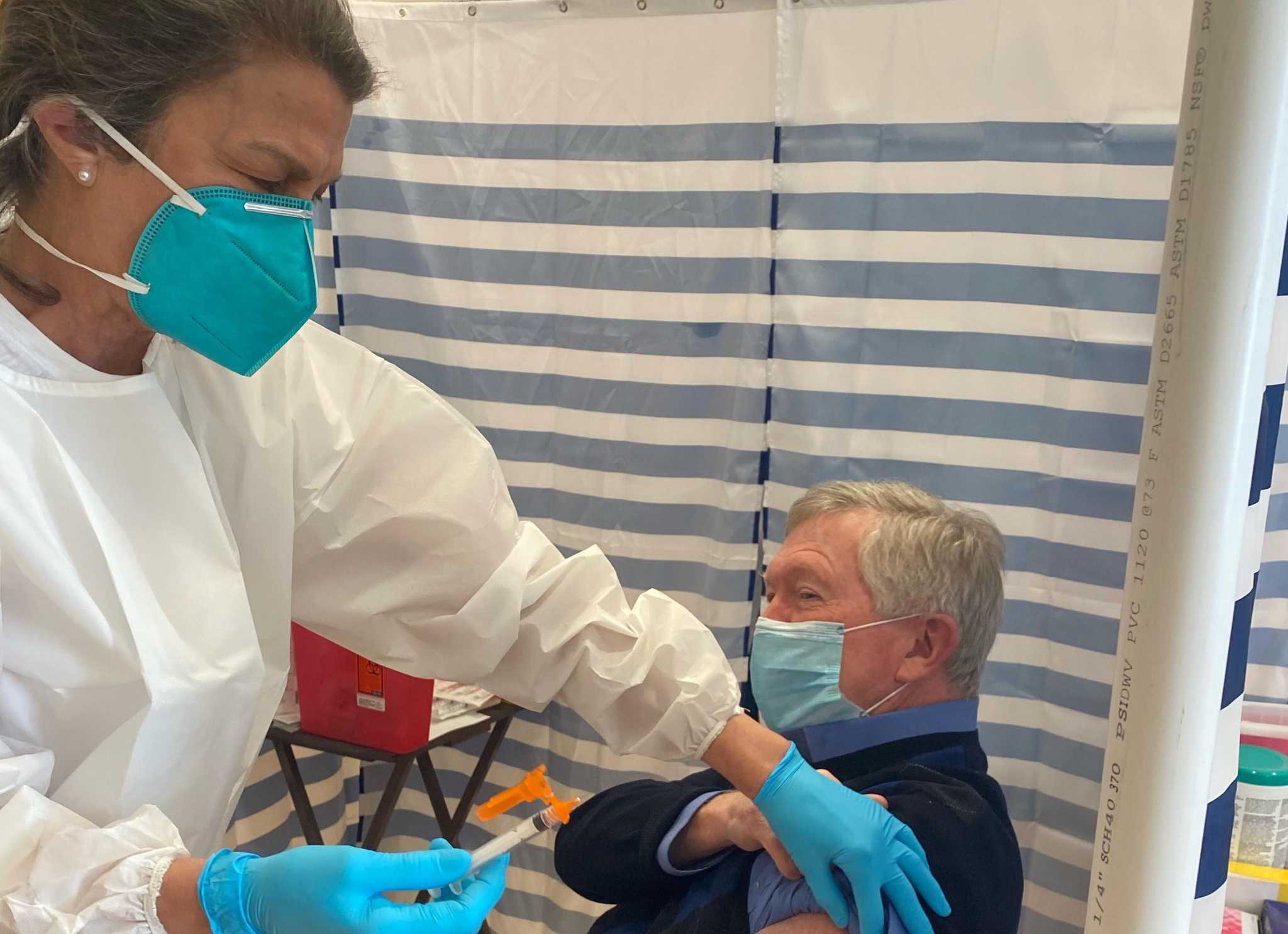 New Canaan seniors vaccinated: Where to now? - Vimarsana News
