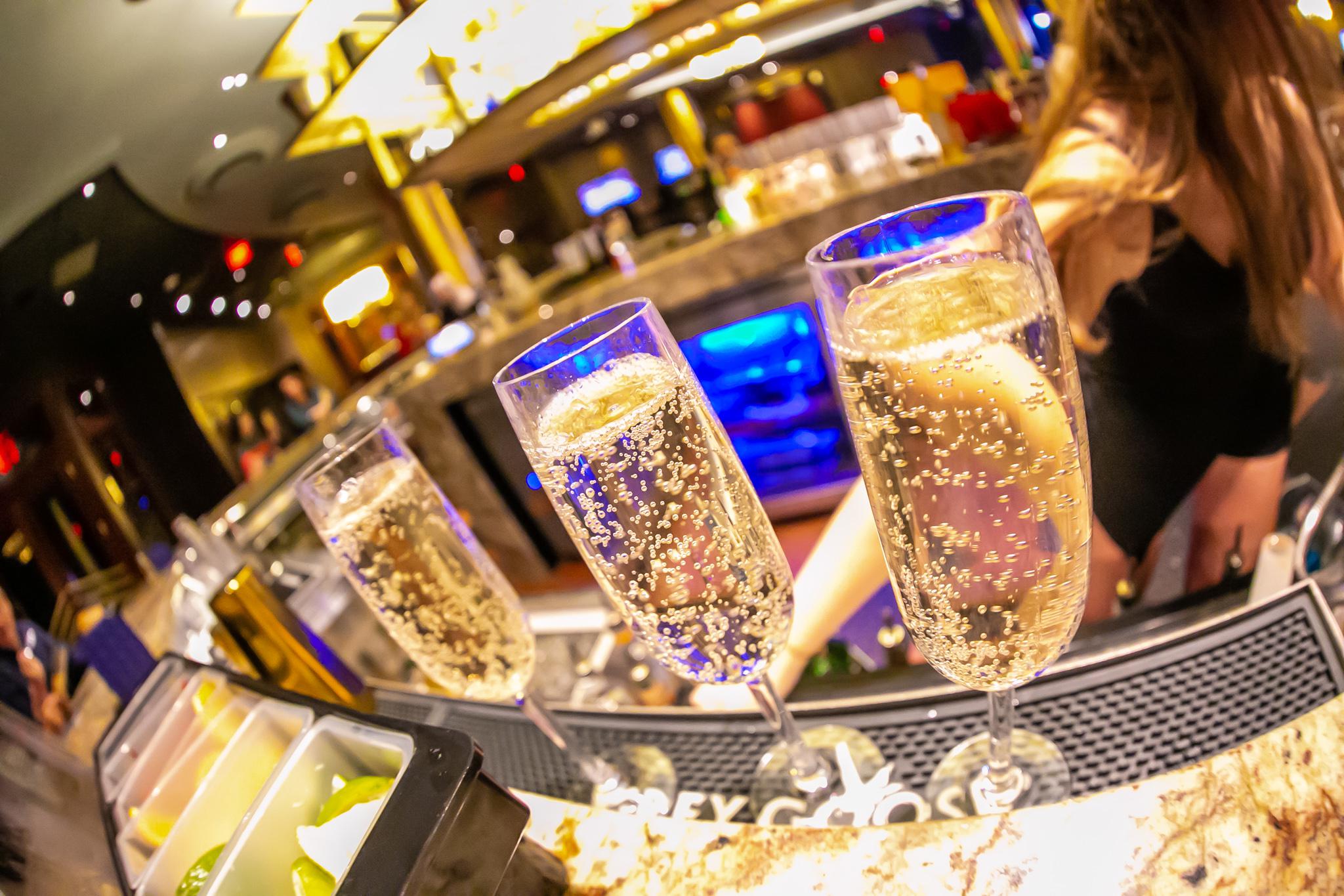 Mohegan Sun’s novelle introduces ‘Bubbles, Brunch & Beats’ Sunday event