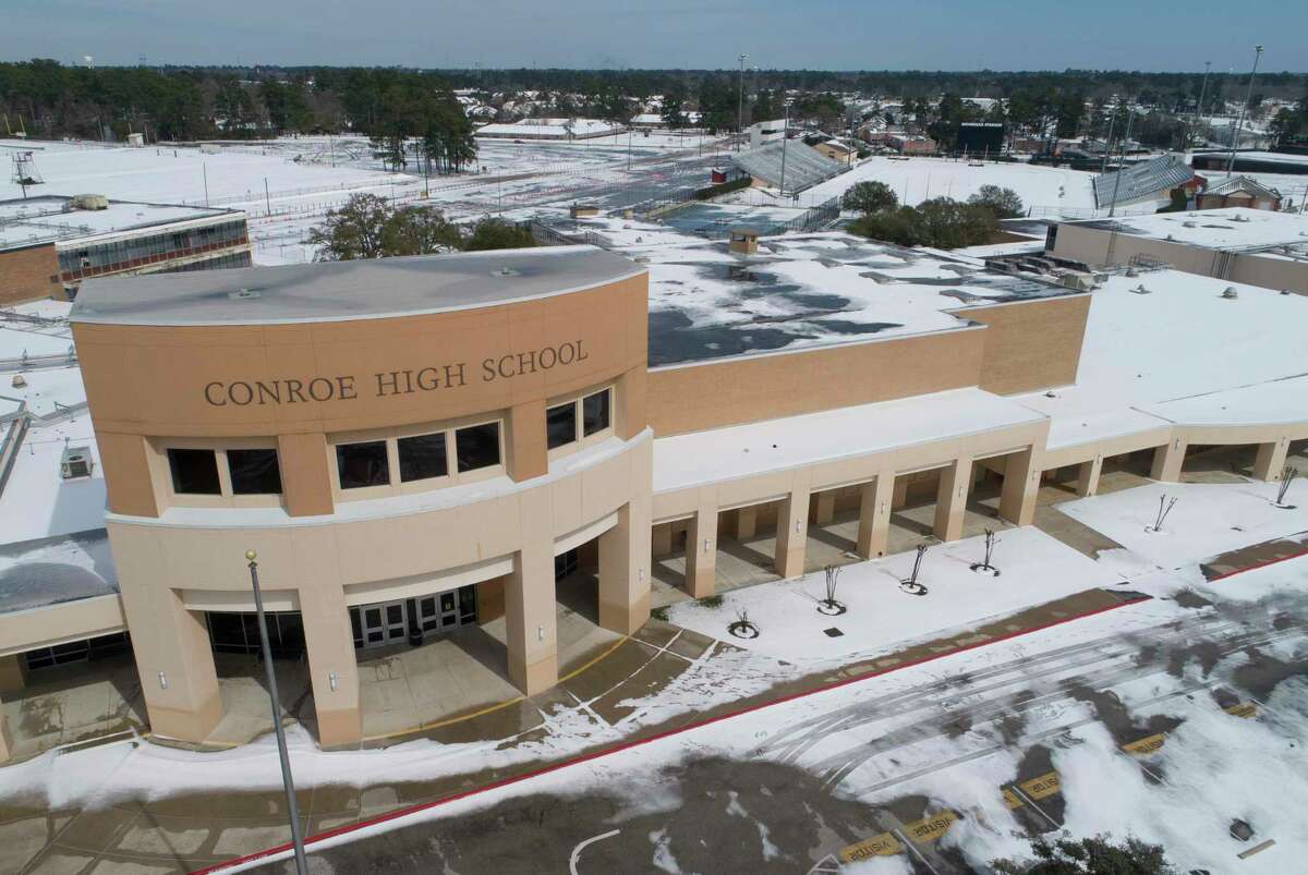 Conroe High School is seen, Tuesday, Feb. 16, 2021, in Conroe. With ongoing power outages and some water supply issues caused by bursting pipes continuing across Montgomery County and the Houston region, school officials Wednesday extended closures through Friday.