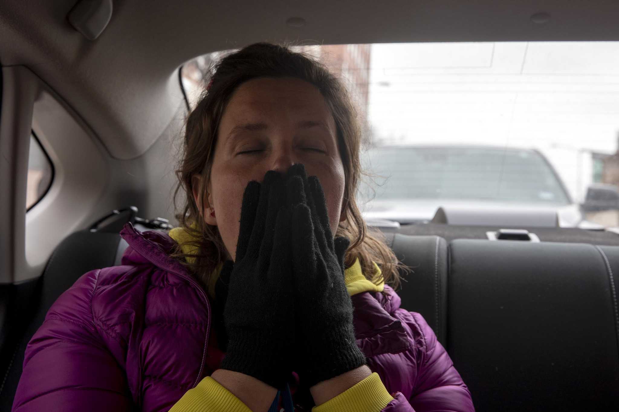 'We push forward' - volunteers scrambling to help homeless out of the cold - Vimarsana News