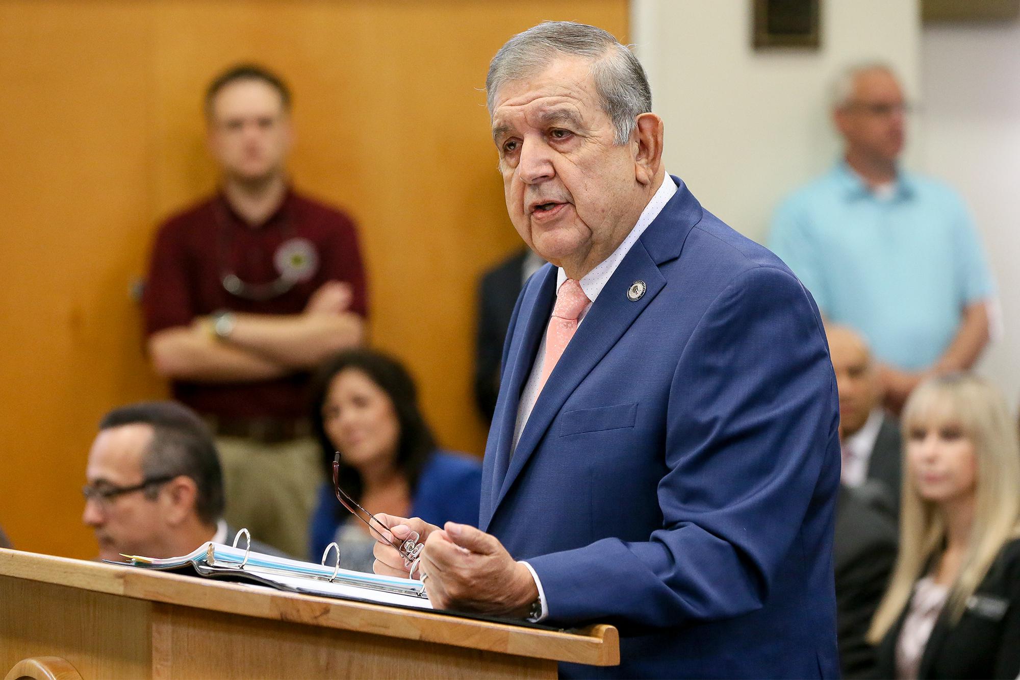 Herrera to end 9-year run as Cibolo city manager - Vimarsana News