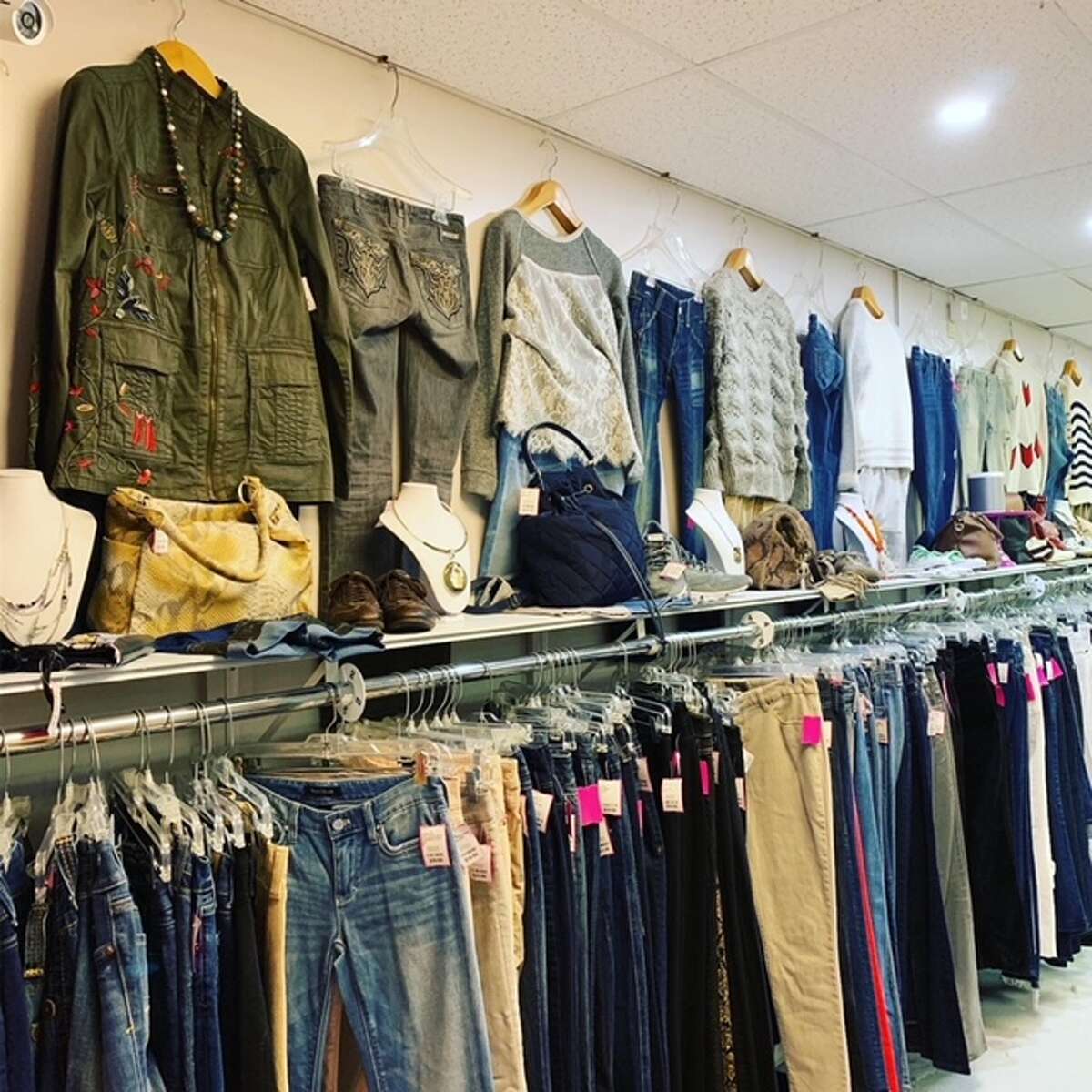 Fifi’s Frocks and Frills in Guilderland closing