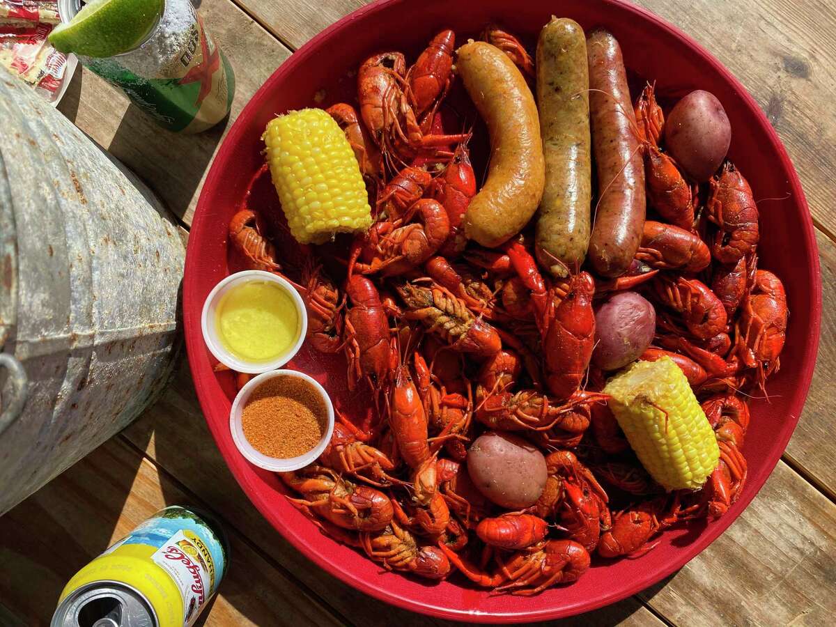 3 great restaurants for live crawfish in San Antonio and New Braunfels