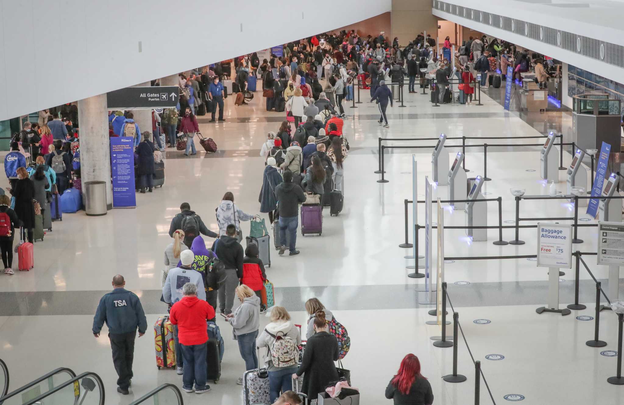 Who Flies Into Houston Hobby Airport