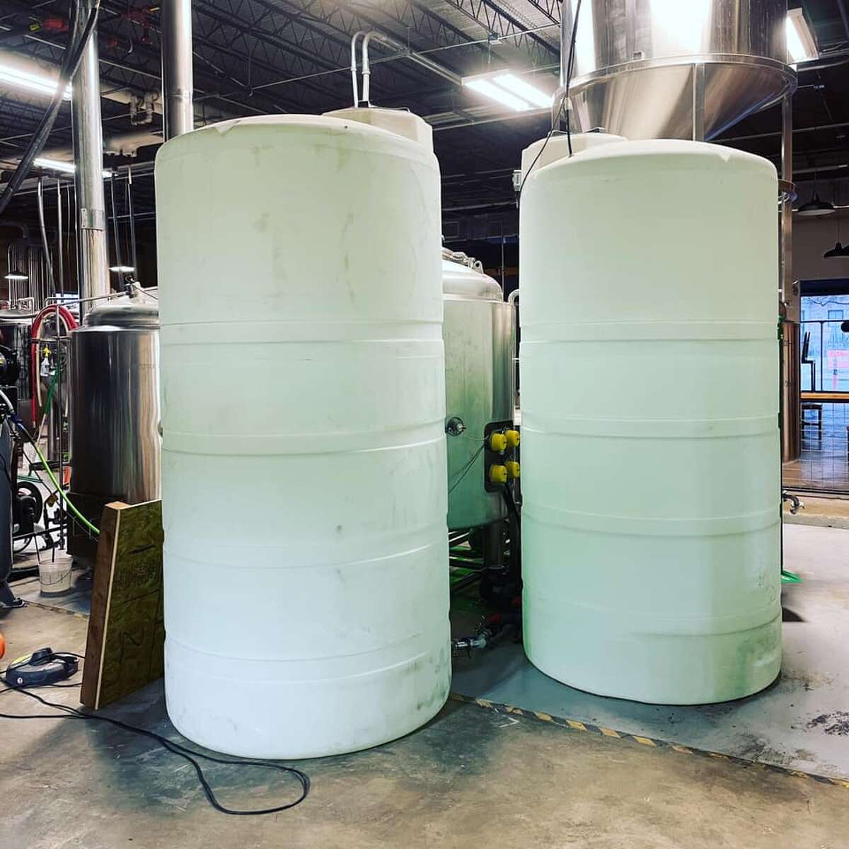 Multiple San Antonio breweries are pitching in to help the community by giving out clean water as the city works to restore pressure in the wake of energy-related issues brought on by winter weather.