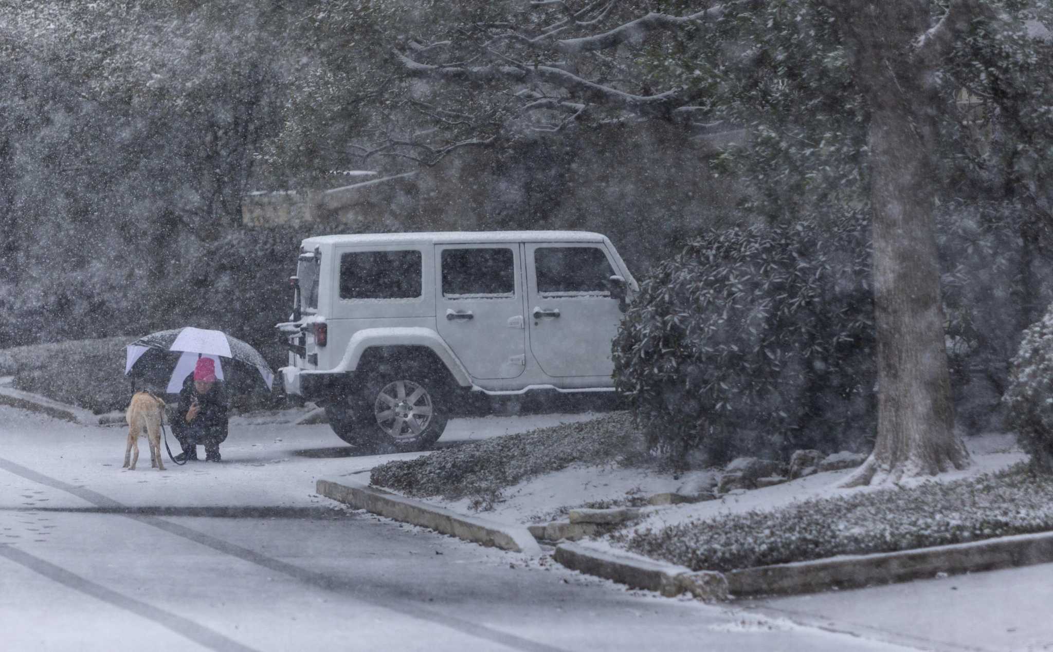 Mayor Nirenberg suggests fund to help San Antonio residents pay for fixing broken pipes caused by freeze - Vimarsana News
