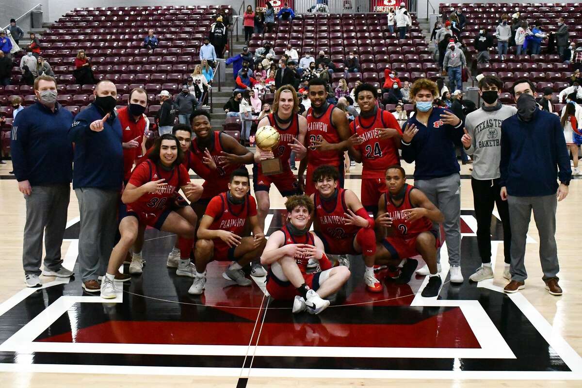 The Plainview boys basketball team defeated Lubbock Monterey 65-57 on Thursday night at Abernathy in a Class 5A bi-district playoff game.