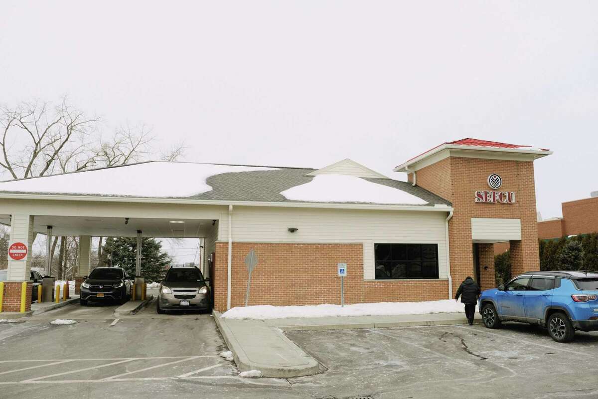 A view of the SEFCU Hoosick Street branch on Thursday, Feb. 18, 2021, in Troy, N.Y. SEFCU has taken numerous steps to keep their employees and customers safe so that bank staff can concentrate on serving the customers with in-person banking. (Paul Buckowski/Times Union)