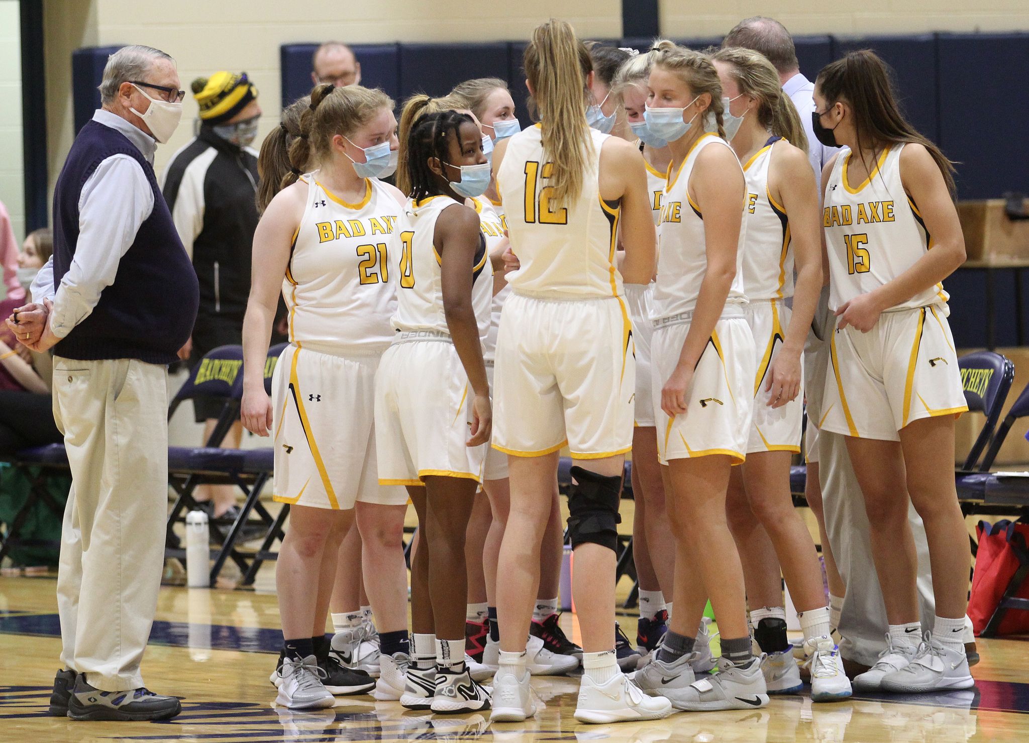Hatchets' Himmel records triple-double in win over Caro - Vimarsana News