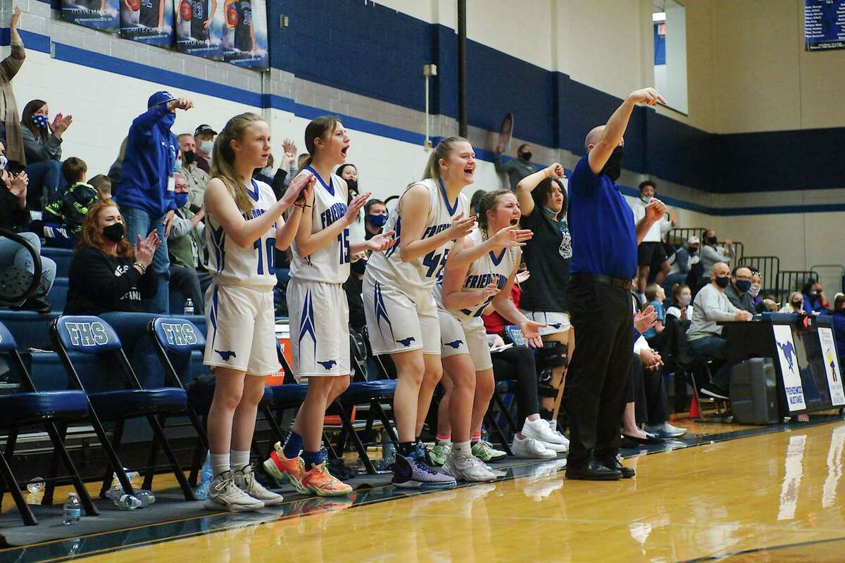 Covid 19 Ends Friendswood S Girls Basketball Season