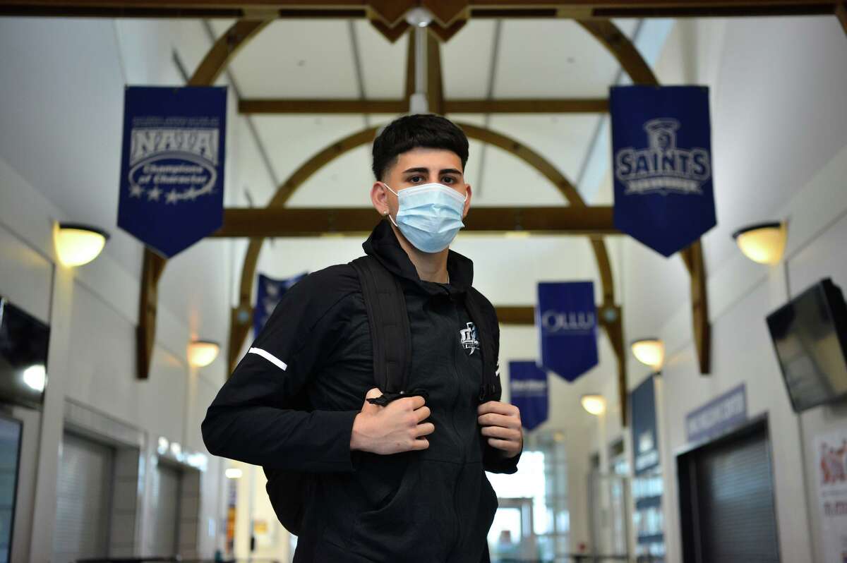 OLLU freshman junior varsity player Jonathan Ochoa was hospitalized with COVID-19 for nearly a week during the Christmas break but made it back to the basketball court by the end of January.