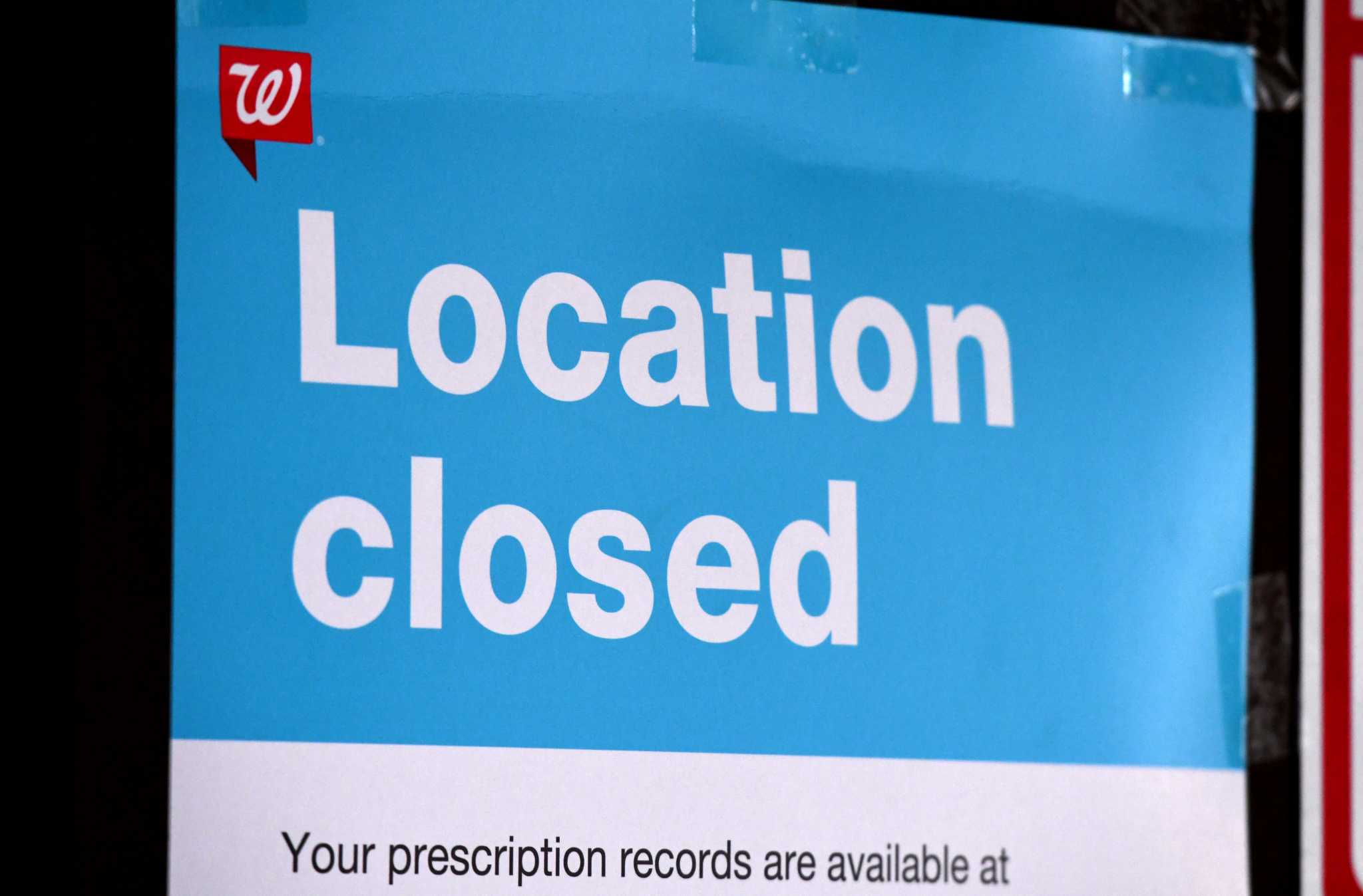 Closings of two Walgreens raise pharmacy desert concerns - Vimarsana News