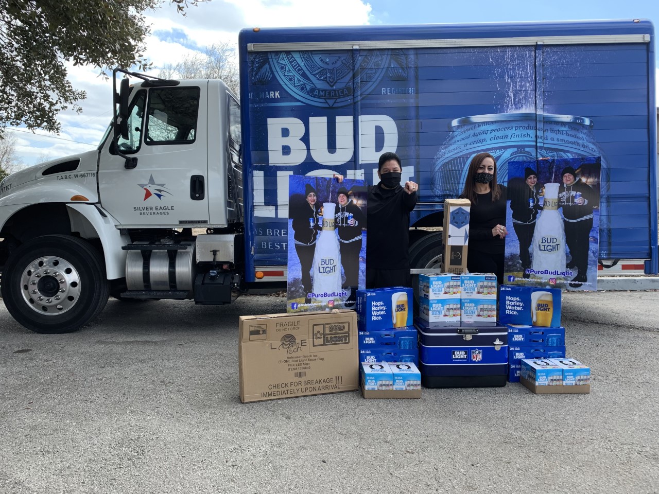 S.A. family decked out with Bud Light swag for snow beer bottle - Vimarsana News