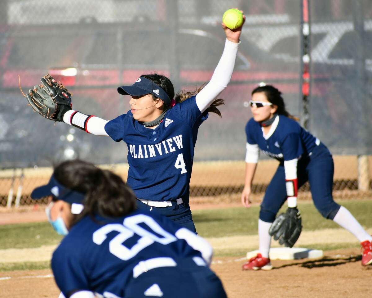 The Plainview softball team officially opened its season on Tuesday against Seminole at Lady Bulldog Park.