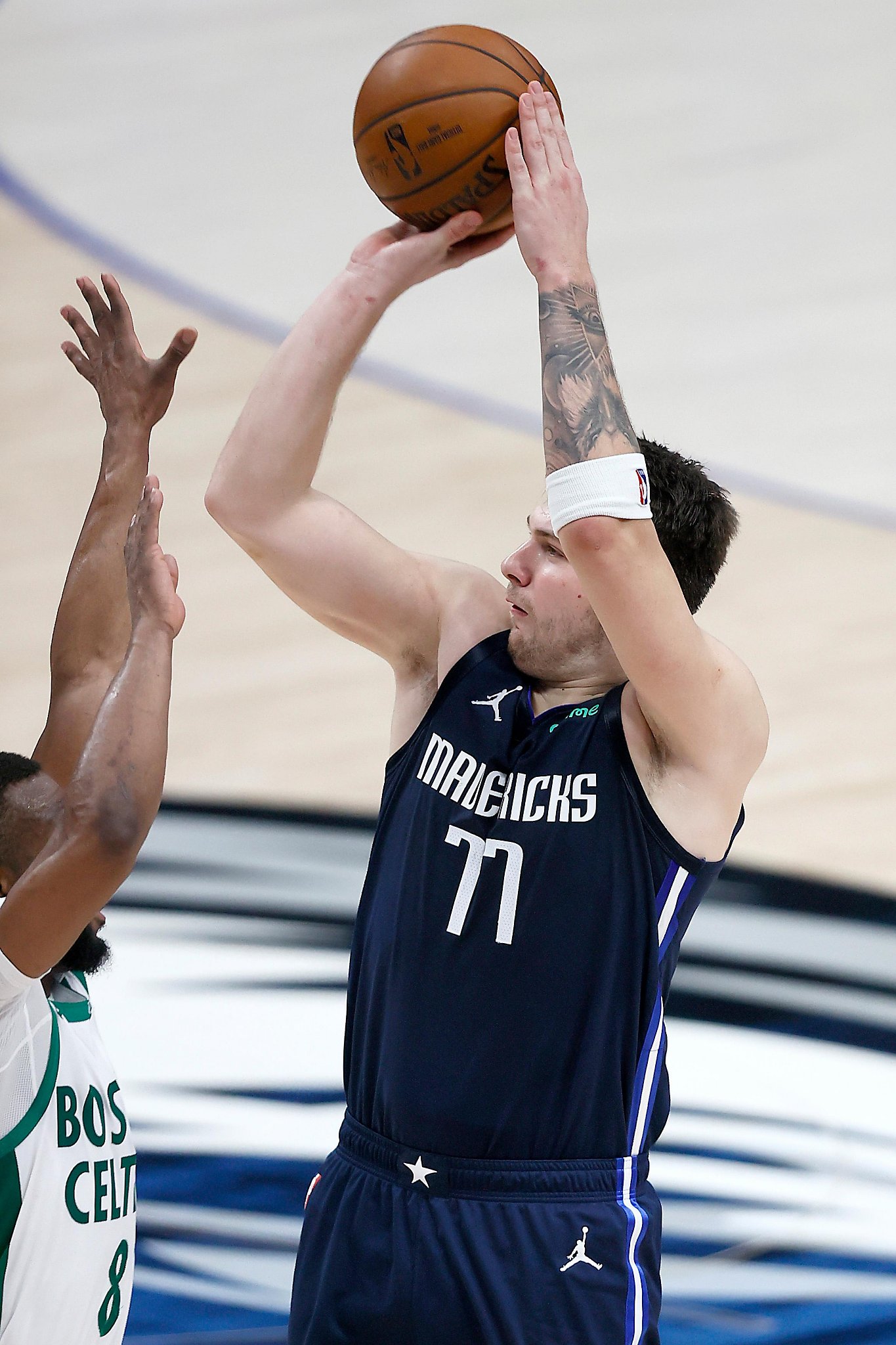 Ramey, No. 14 Texas rally for OT win over No. 17 Kansas