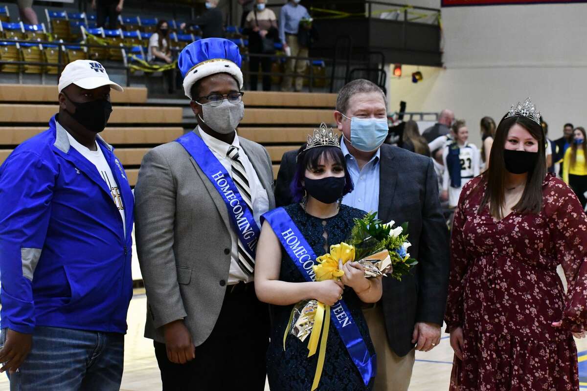 Seniors Edward Funderburke and Chloe Barham were crowned the 2021 king and queen. Pictured L-R: Deznel Bradford, 2020 WBU Homecoming king; 2021 king Edward Funderburke; 2021 queen Chloe Barham; WBU President Bobby Hall; and 2020 queen Savannah Ramirez