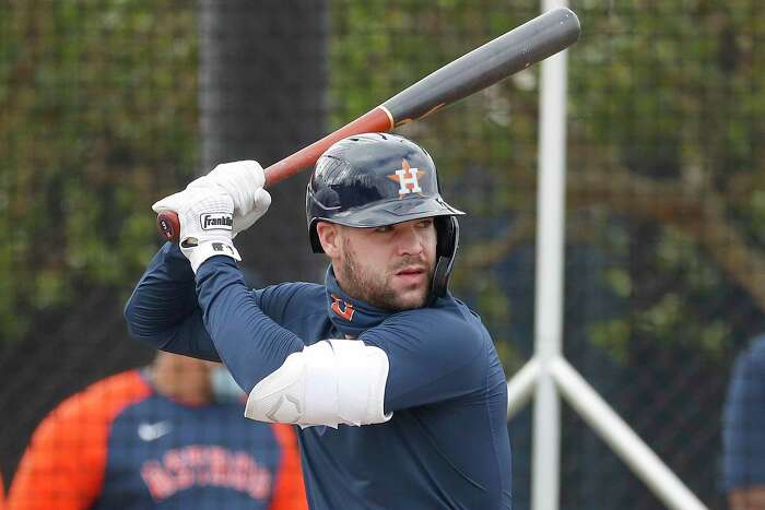 Astros' Aledmys Diaz hopes healthy outlook will make an impact this season