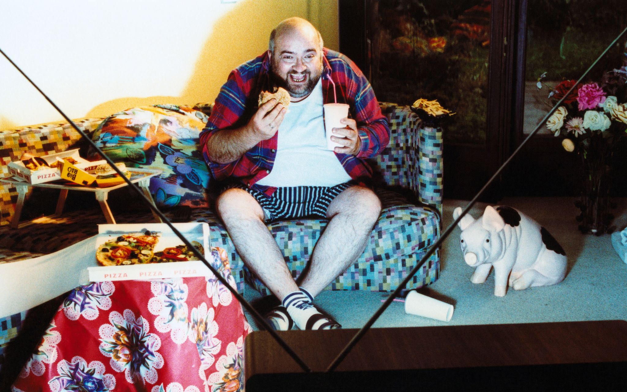 Dear Abby: Crabby distant relative is an unwelcome freeloader