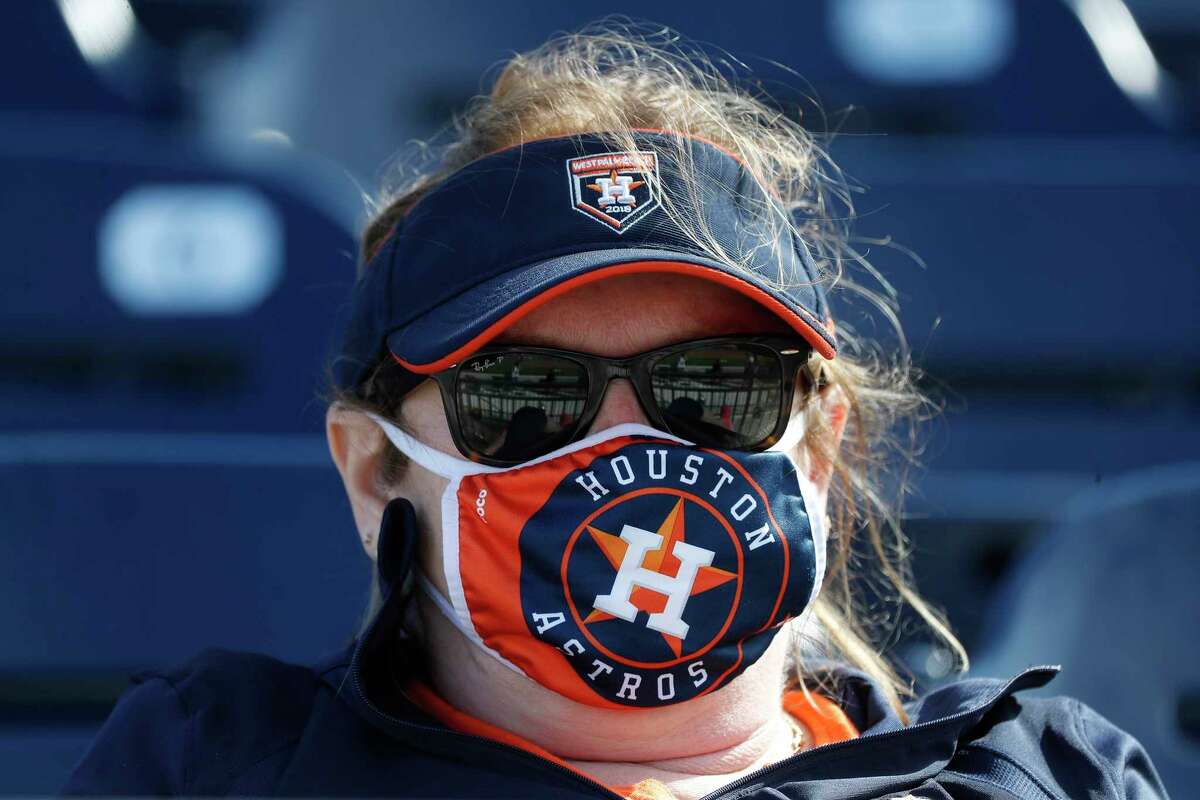 Astros fans at the 2018 home opener